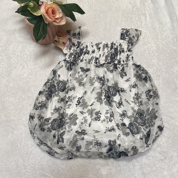 NWT 4 Piece Bundle Size 18M Baby Gap Carters Little Lass & Baby Essentials - Picture 13 of 13